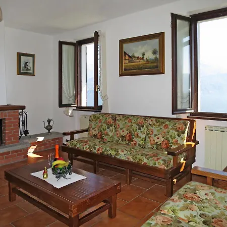 Giuseppe Maria 170s Apartment *